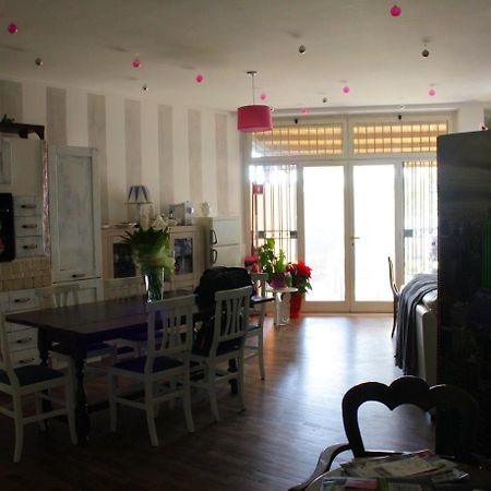 A57 Bed and Breakfast Casal Palocco Eksteriør billede